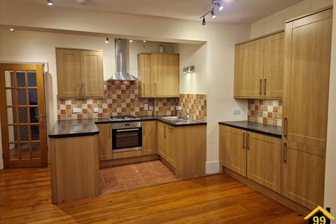 2 bedroom flat to rent, Temple Street, Aylesbury, Buckinghamshire, HP20