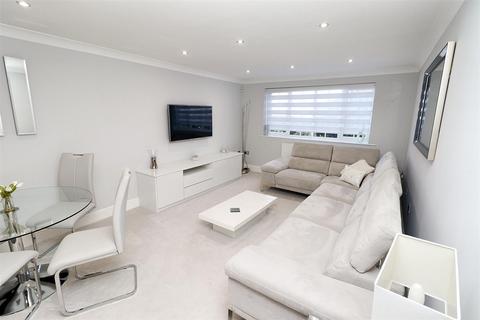 8 Coleridge Way, Borehamwood, WD6 2AR