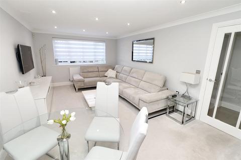 8 Coleridge Way, Borehamwood, WD6 2AR