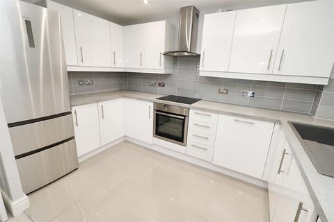 8 Coleridge Way, Borehamwood, WD6 2AR