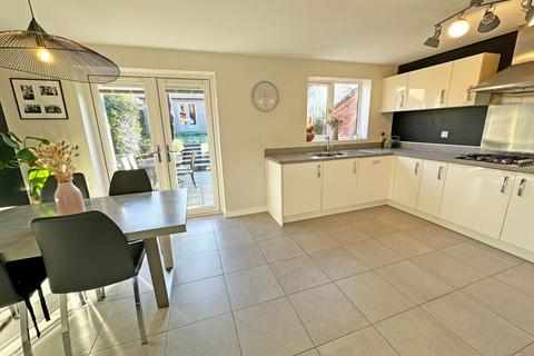 3 bedroom detached house for sale, Pastures Drive, Tidbury Green, Solihull, B90 1US