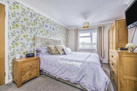 3 bedroom terraced house for sale, Winterslow Drive, Havant PO9