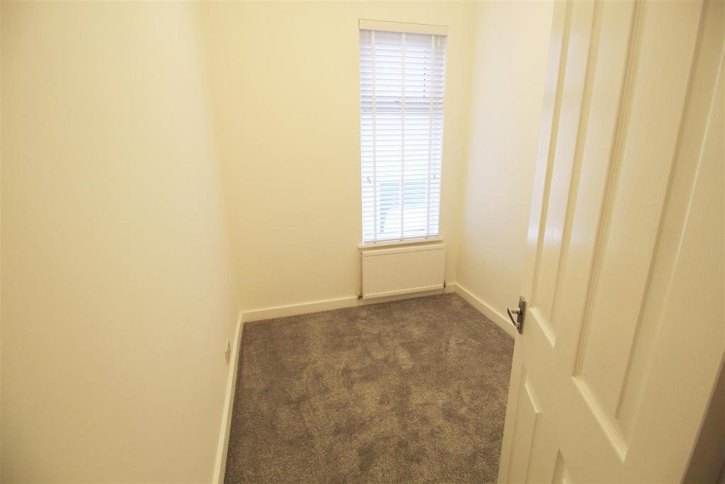 Bedroom 3.jpg