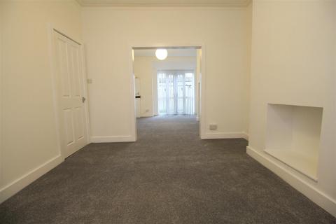 3 bedroom terraced house to rent, Holland Street, Manchester M34