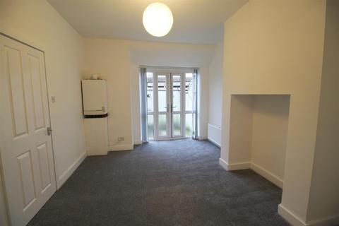 3 bedroom terraced house to rent, Holland Street, Manchester M34