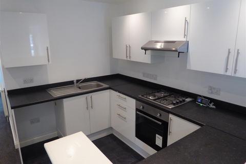 2 bedroom flat to rent, Grange Road, Ramsgate CT11