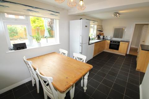 41 Cunningham Drive, Lutterworth, LE17 4YR