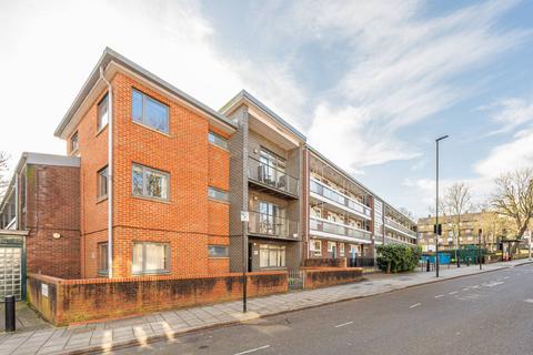 1 bedroom flat to rent, Roupell Road, Streatham, London, SW2