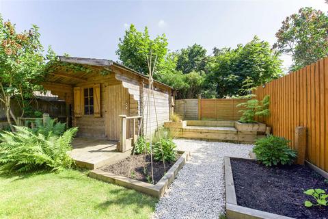 67 Craneford Way, Twickenham, TW2 7SB