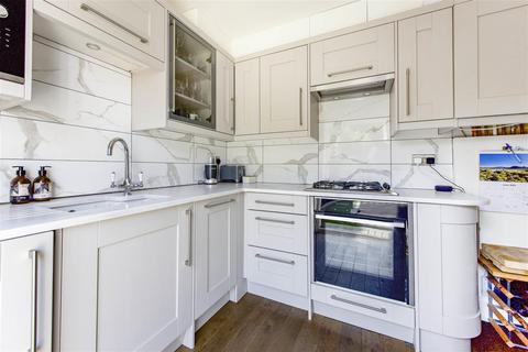 67 Craneford Way, Twickenham, TW2 7SB