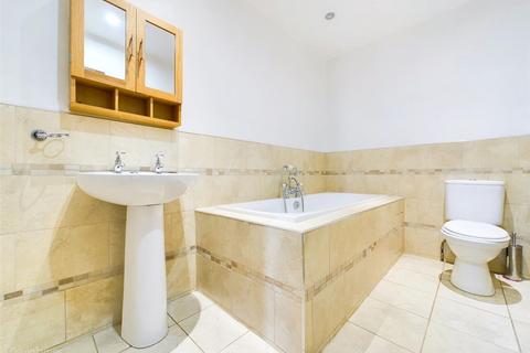 162 Querneby Road, Nottingham, NG3 5HS
