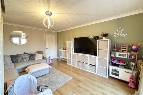 2 bedroom semi-detached house for sale, Teal Close, Westbury