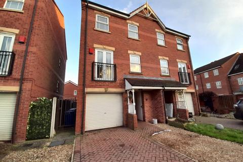 3 bedroom townhouse for sale, Fosseway, Gainsborough