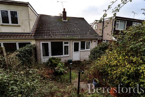 2 bedroom bungalow for sale, Outwood Farm Road, Billericay, CM11