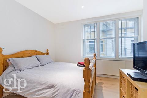 2 bedroom apartment to rent, Rupert Street, W1D