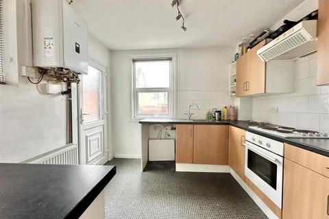 2 bedroom terraced house for sale, Wirksmoor Road, New Mills, High Peak