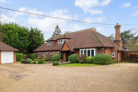 4 bedroom detached house for sale, Vicarage Lane, Hound Green, Hook, Hampshire, RG27