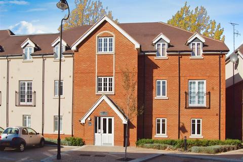 2 bedroom flat to rent, Peppermint Road, Hertfordshire SG5