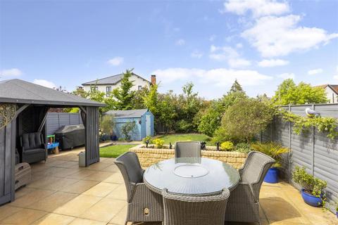 undefined, Clover Drive, Cheltenham