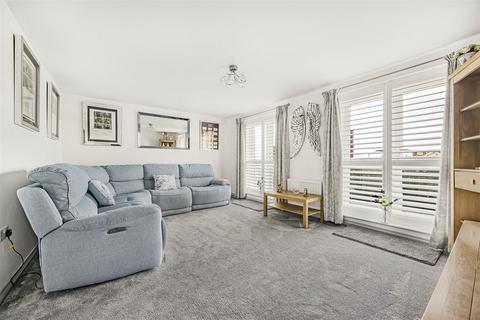 undefined, Clover Drive, Cheltenham