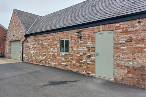 Industrial unit to rent, Burton Street, Melton Mowbray LE13