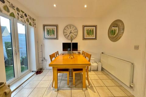 4 bedroom end of terrace house for sale, Dock Road, Chatteris