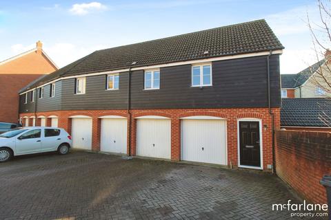 2 bedroom coach house for sale, Rysy Court, Swindon, SN25