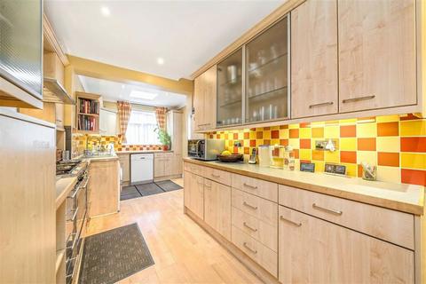 3 bedroom semi-detached house for sale, Fossil Road, London SE13