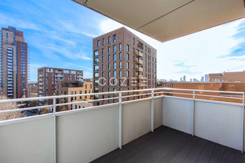 3 bedroom flat to rent, 5 Hannaford Walk, London E3