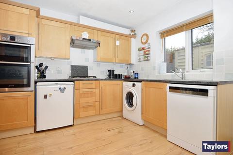 3 bedroom terraced house for sale, Gauden Road, Stourbridge DY9