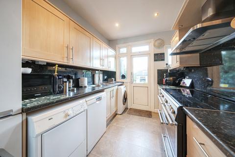 4 bedroom semi-detached house for sale, Wickham Court Road, West Wickham