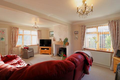 3 bedroom detached bungalow for sale, Dodworth Barnsley S75