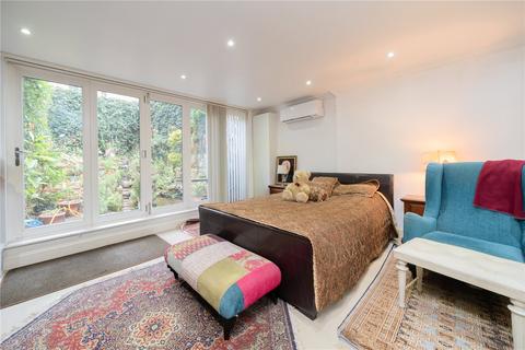 1 bedroom apartment for sale, London W14