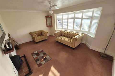 2 bedroom detached bungalow for sale, Bridport Road, Poole BH12