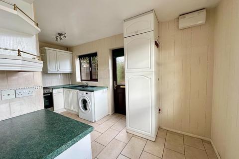 6 Harrow Way, Northampton, NN2 8TF