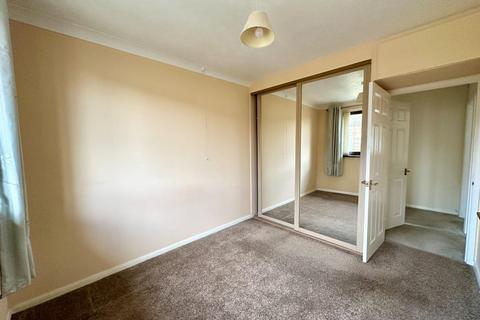 6 Harrow Way, Northampton, NN2 8TF
