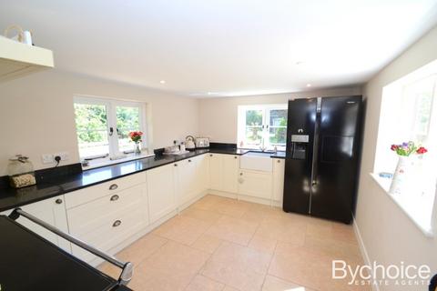 3 bedroom cottage to rent, The Causeway, Hitcham