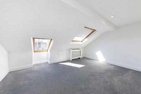 20 Hadyn Park Road, London, W12 9AG