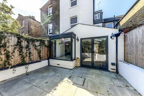 20 Hadyn Park Road, London, W12 9AG