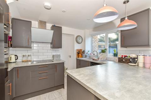 4 bedroom semi-detached house for sale, Stanley Close, Staplehurst, Kent