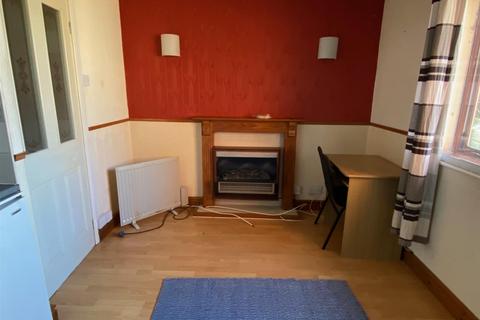 12 Craddock Street, Whitmore Reans, Wolverhampton, WV6 0QJ