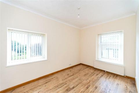 3 bedroom end of terrace house for sale, Tymeinwr Avenue, Blaengarw, Bridgend, CF32