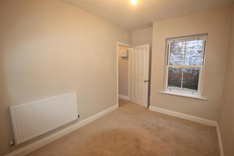 2 bedroom semi-detached house to rent, Fisherton Street, Salisbury SP2