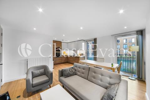 2 bedroom flat for sale, Marine Wharf, Surrey Quays, London, SE16