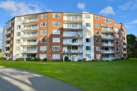 3 bedroom flat for sale, 22 The Avenue, Branksome Park, Poole, BH13