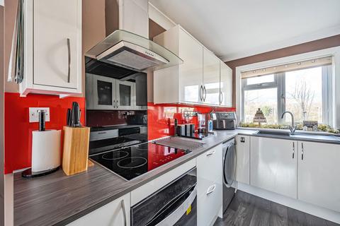 3 bedroom end of terrace house for sale, Tintern Close, Basingstoke, RG24 9HE