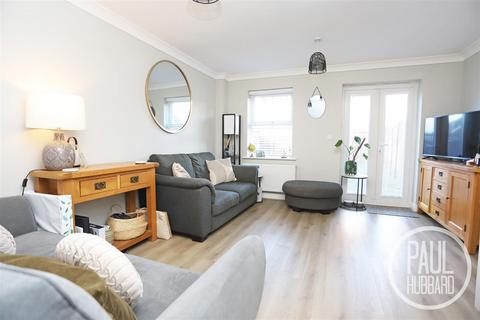12 Buttermere Way, Carlton Colville, Lowestoft, NR33 8FF