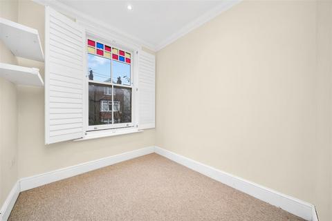 2 bedroom flat for sale, Elm Grove, London NW2