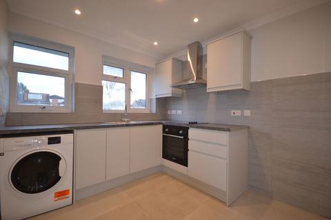 2 bedroom maisonette to rent, Spencer Road, Harrow, HA3 7AN