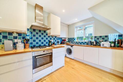 2 bedroom maisonette for sale, Waldron Road, Earlsfield